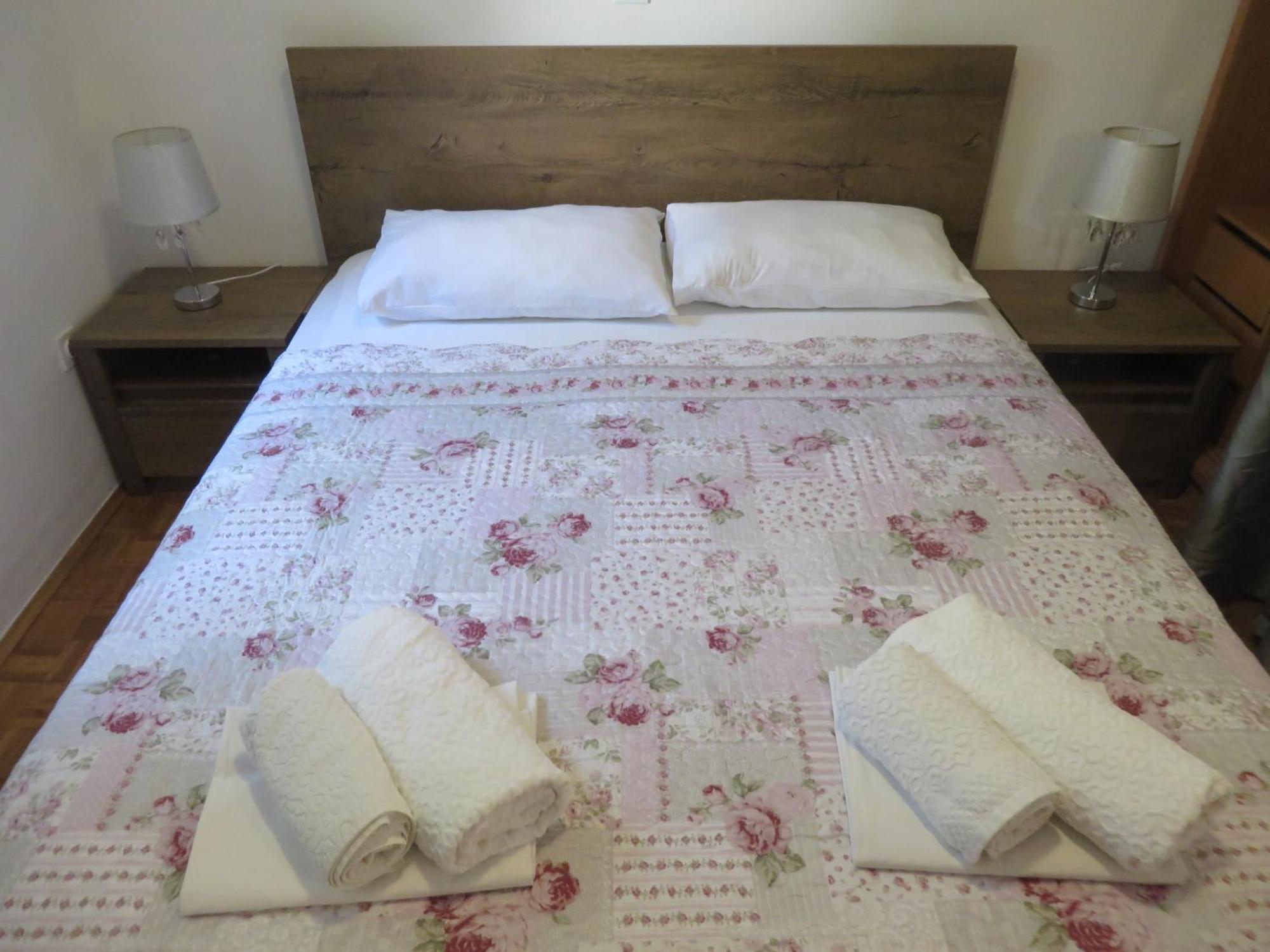 Soline Beach Apartments Biograd Na Moru Habitación foto